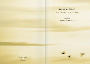 Tradisjonell programhefte med fuglemotiv fra Jølstad