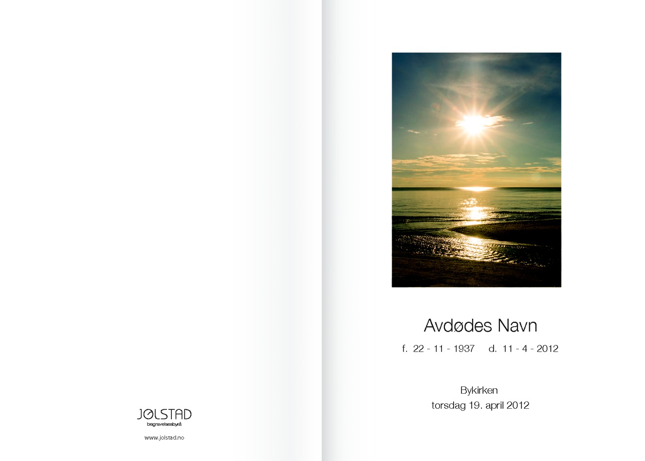 Bilde av solnedgang på programhefte fra Jølstad